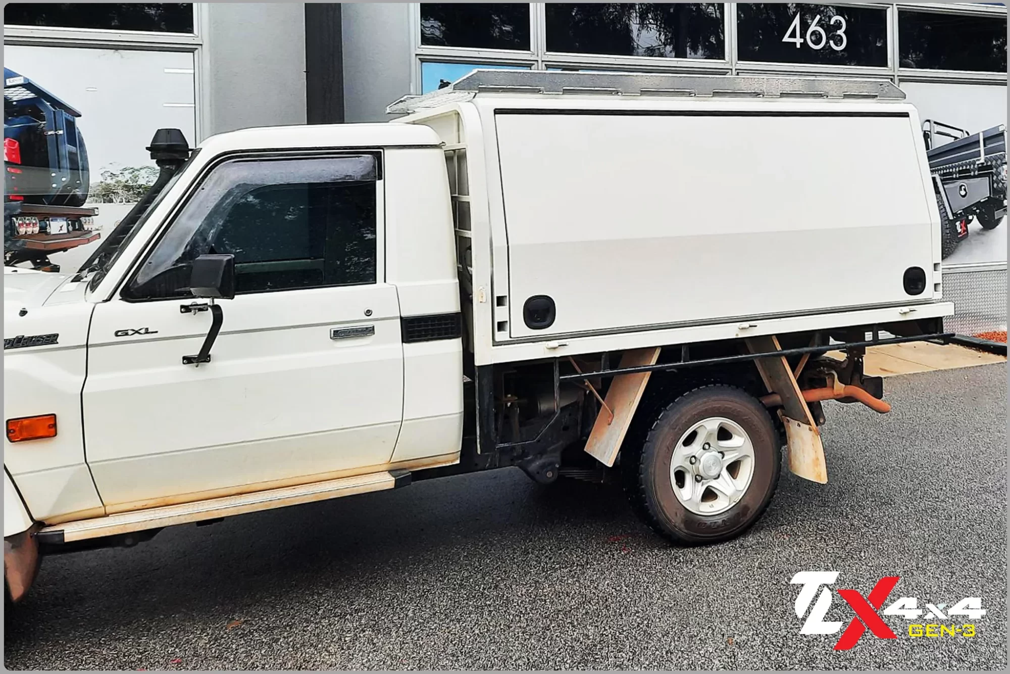 White Utes Heavy Duty Alloy Liff-off Canopies