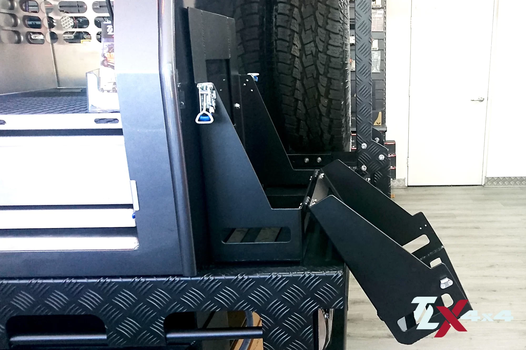 TLX 4x4 New Jerry Can Holder version 2