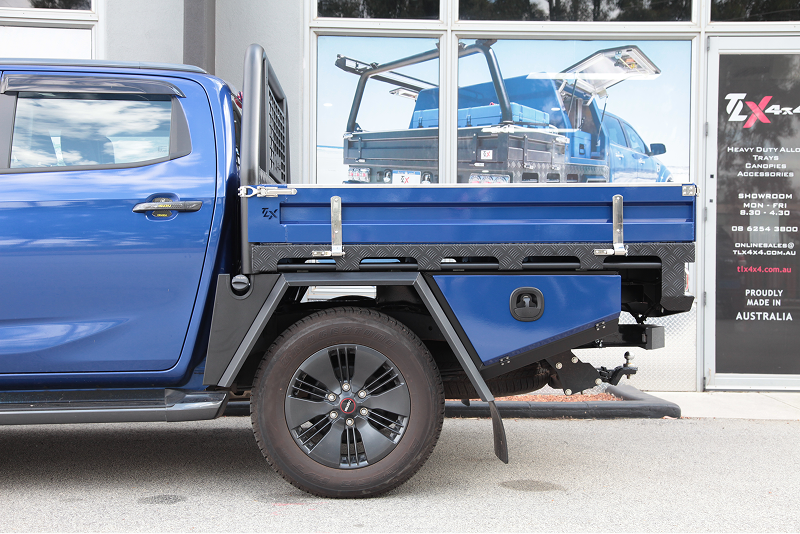 blue ute tray